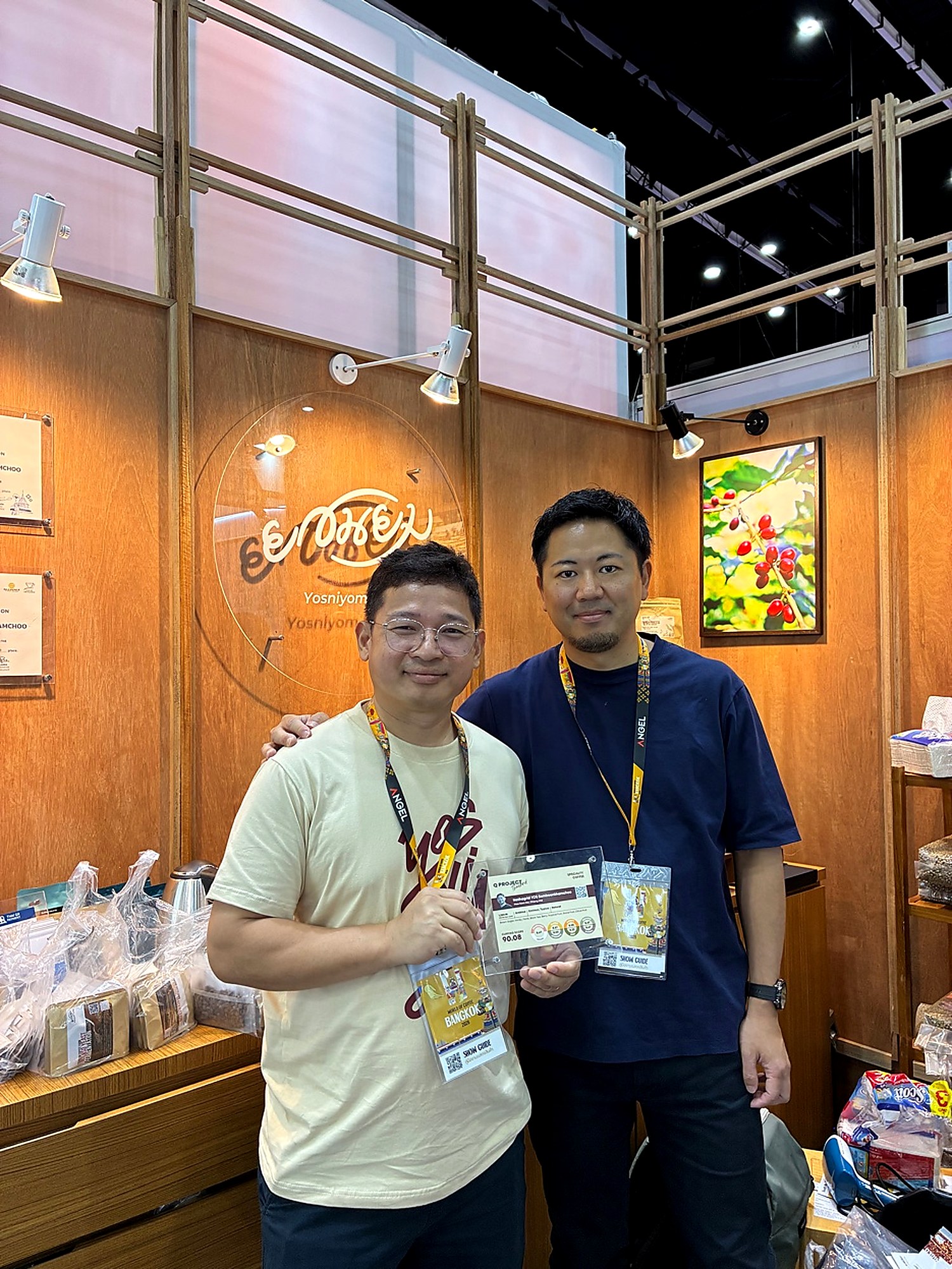World of Coffee BangkokのYosniyomブースにて